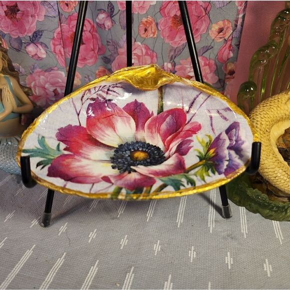 DECOUPAGE CLAM SHELL DECOUPAGE FLOWERS TRINKET DISH - Picture 1 of 8